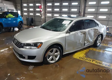2013 Volkswagen Passat 2.0L Tdi Se z USA, uszkodzony, nr VIN 1VWBN7A38DC137989